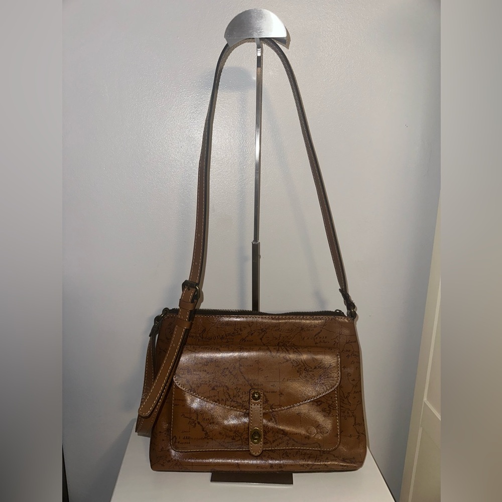 Patricia Nash Messenger bag!